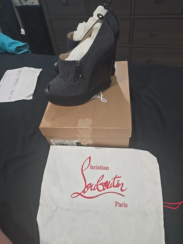 Christian Louboutin Botines de Cuña con Detalle de Cremallera Foto 1 de 4