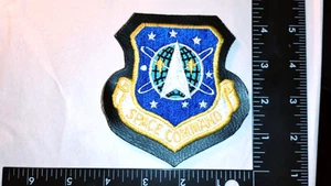 SPACE COMMAND -- GROSSER KUNSTLEDERHAKENRÜCKEN - Bild 1 von 1