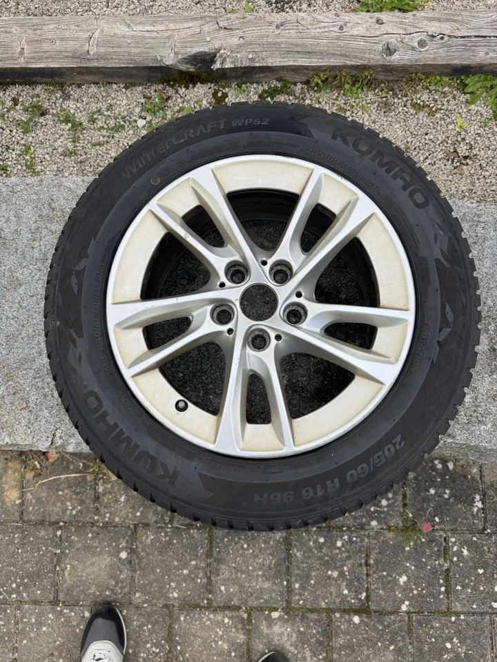 4 Orig BMW Alufelge + Winterreifen 1er F40 2er F45 AT F46 - Bild 1 von 4