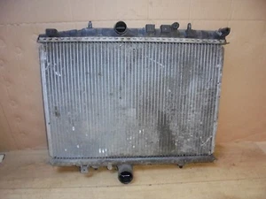 RADIADOR DE AGUA MANUAL CITROEN C5 2002 1.8 16V - Imagen 1 de 4