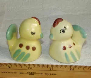 SET SHAKER sale e pepe pulcini ammiccanti gialli vintage, polli in ceramica California - Foto 1 di 8
