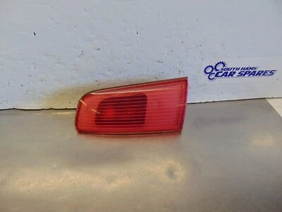 Mazda 2 Luz Trasera Interior MK1 02-07 Portón Trasero Hatchback Drivers Soporte Bombilla Derecho Foto 1 de 4