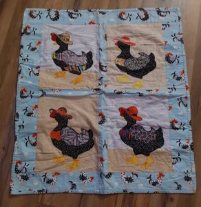 Manta para bebé Sunbonnet Ducks Apliques Pollos Acolchada a Mano 27x30 - Imagen 1 de 4