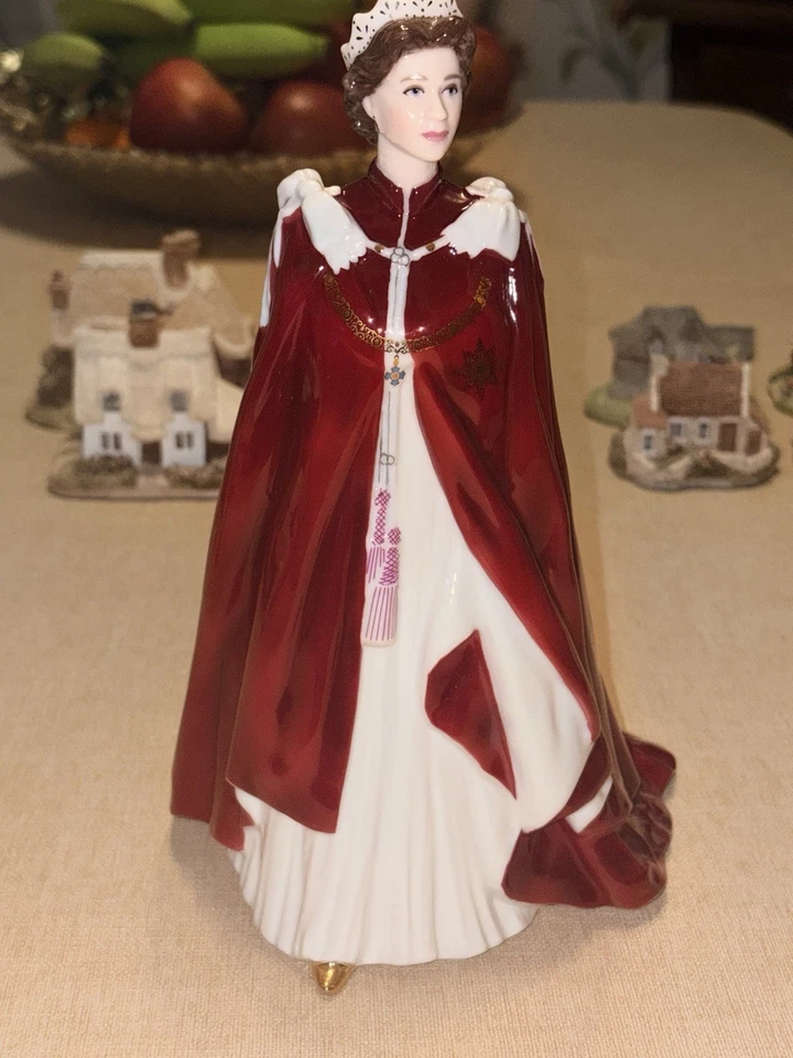 Royal Worcester Figurine Of Queen Elizabeth II 80th Birthday British Empire - Image 1 of 4