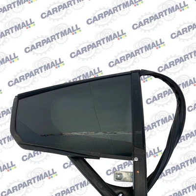 13-19 Ford Police Interceptor Sedan Rear Right Door Quarter Vent Window Glass - Image 1 of 4