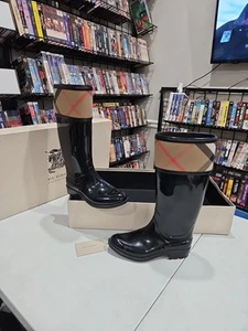 Burberry Damen Regenstiefel schwarz Crosshill House Check - Größe 36 Made In Italy - Bild 1 von 21