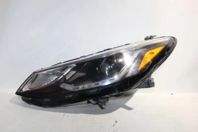 Faro halógeno del conductor izquierdo para Chevrolet Cruze 2016-2019 OEM #31398 Foto 1 de 4