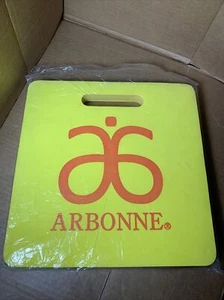 Cojín de espuma de asiento Arbonne blanqueador de estadio logotipo promocional ANUNCIO ~13,5"" x 13,5"" NUEVO - Imagen 1 de 12