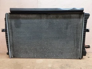 VOLKSWAGEN GOLF GT MK7 5G 12-20 1.5 PETROL RADIATOR WITH COOLING FAN 5Q0121251GQ - Picture 1 of 13