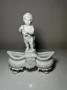 Vtg White Angel Naked Baby Figure Decorate . Signed - Picture 1 of 13