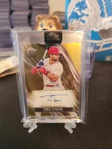 2024 Topps Chrome Black - Autographs Trea Turner #CBA-TT Gold Refractor /50 (AU) - Picture 1 of 3