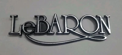 Placa de identificação emblema Chrysler LeBaron MoPar # 4175478 - Imagem 1 de 4