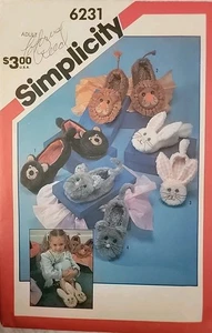 UNCUT Vintage 1980s Simplicity 6231 Sew Pattern Child Adult Furry Animal Slipper - Bild 1 von 2