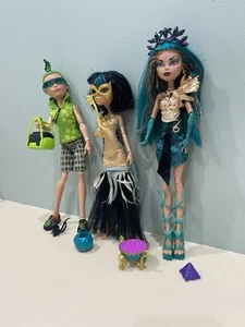 Monster High Dolls - Deuce Gorgon, Cleo deNile, Nefera DeNile - Picture 1 of 9