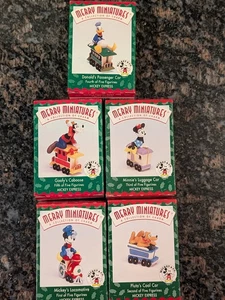 Hallmark Disney Merry Minatures Mickey Pluto Minnie Donald Goofy Complete Set - Picture 1 of 7