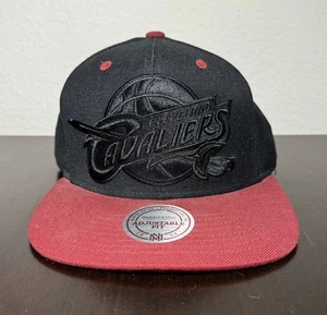 Gorra Cleveland Cavaliers Snap Back NBA Baloncesto Hombres Mitchell Ness - Imagen 1 de 10