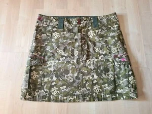 DC Brand SERIAL NO 07 Green Camo Cargo Skirt Size 9 (32" Waist x 16.5" Inseam) - Picture 1 of 6