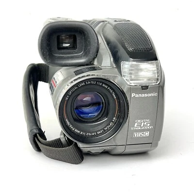 Panasonic Palmcorder PV-D300D VHS-C Camcorder FOR PARTS REPAIR - Image 1 of 4