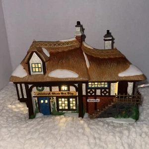 DEPT 56 "Aldeburgh Music Box Shop" beleuchteter Weihnachtsdorfladen - spielt Musik - Bild 1 von 15