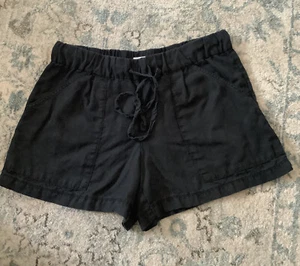 Ann Taylor Loft Women's Black Chino Shorts, Size Medium, Pockets, Linen Blend - Picture 1 of 7
