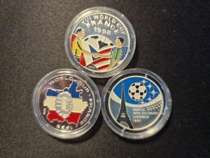 3 Farbsilbermünzen Fußball Afghanistan-Benin-Laos