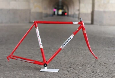 Sannino Aero Frame & Columbus Air Fork  / 48 cm / Red / 2.301g / SL  - Bild 1 von 4