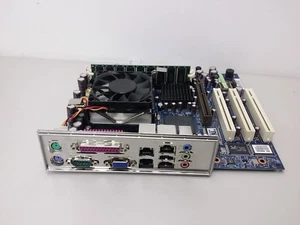 SCHEDA MADRE KONTRON 886LCD-M/Flex con CPU e RAM TESTATA GARANZIA - Foto 1 di 7