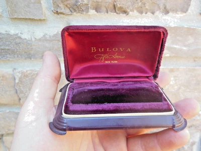 Bulova Fifth Avenue Ladies Velvet Watch Case Presentation Box - Image 1 of 4