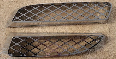 Rejilla de radiador cromada superior e inferior izquierda Honda GL1800 Add On Foto 1 de 4