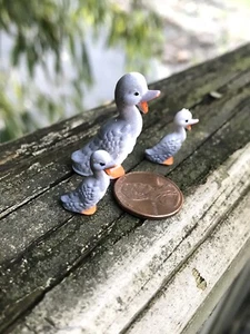 Vtg miniature plastic duck mama and babies baby easter diorama crafts dollhouse - Picture 1 of 2