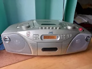 JVC RC-EZ35S AM/FM Stereo Radio (CD Player & Kassettenrecorder defekt) - Bild 1 von 5