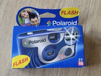 Polaroid Fun Shooter Flash 27 Exposure One Time Use Camera EXP 4/2011 NEW - Image 1 of 3