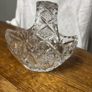 Vintage Clear Lead Crystal Glass Starburst Pinwheel Cut Basket With Handle 6" - Picture 1 of 21