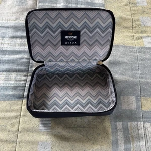 Missoni Exclusive Delta Travel Bag With Amenities - Picture 1 of 7