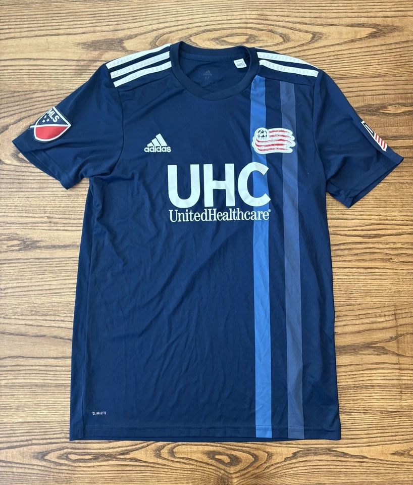 Adidas MLS New England Revolution 2018-2019 #9 Juan Fernando Jersey Size Medium - Image 1 of 4