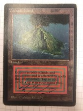 Volcanic Island Beta played Signed Magic the Gathering Highend
