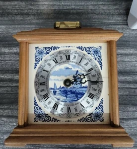 Vintage Wood Delft Style Mantel Clock Holland/England Clock For Parts - Picture 1 of 3
