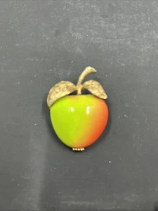 Vintage Green Red Apple With Goldtone Stem And Leaf Pin Enamel  - Picture 1 of 2