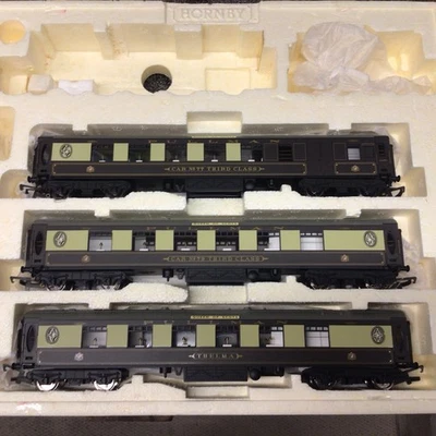 Hornby Pullman Queen of Scots Coaches Thelma , Car No. 73 & 77 3rd Class Unused - Image 1 of 4