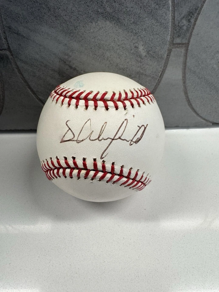 Dave Winfield Signed OMLB Baseball – Rawlings Bud Selig – HOF Autograph – No COA - Image 1 of 4