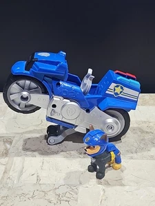 Paw Patrol Moto Pups Chase Deluxe Pull Back Moto Véhicule et Figurine - Photo 1/9