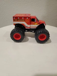 2023 Spin Master Monster Jam Fire Rescue 1:64 - Bild 1 von 5