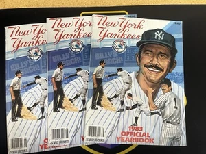 1983 NEW YORK YANKEES Yearbook BILLY MARTIN Rookie Don MATTINGLY #46 W/Poster - Picture 1 of 7