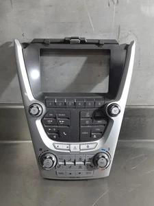 2012-2015 GMC Terrain Dash Radio Control Panel & Temperature Control OE 22810246 - Picture 1 of 12