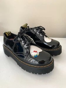 HELLO KITTY x DOC MARTENS Black PATENT LEATHER PLATFORM Oxfords 1461 Quad 5 UK - Foto 1 di 17