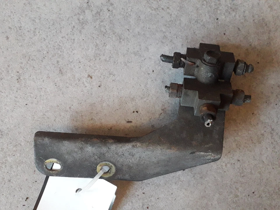 VÁLVULA FRENO SUBARU IMPREZA 1992-2000  Foto 1 de 2