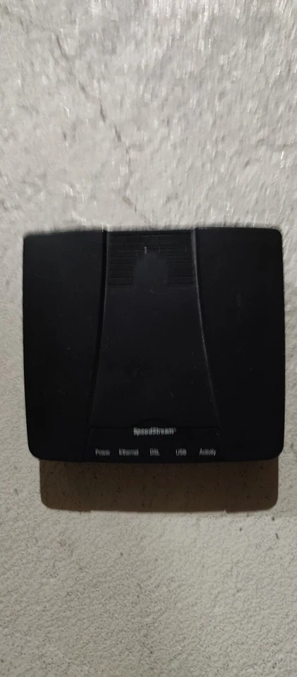Siemens SpeedStream 4200 Ethernet/USB ADSL Modem - 060-D242-A65 - USED - - Image 1 of 4