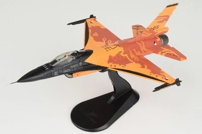 HA3885 Hobby Master F-16AM Fighting Falcon Modelo 1/72 El León Naranja RNLAF Foto 1 de 2