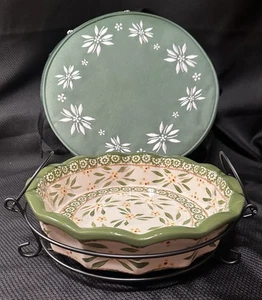 Temptations By Tara Old World Green 9” Scalloped Pie Plate With Insulated Bag - Picture 1 of 11