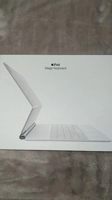 Teclado mágico Apple para iPad Air 13 pulgadas (M2) Foto 1 de 3